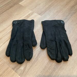 Neiman Marcus Black Suede Men's Gloves